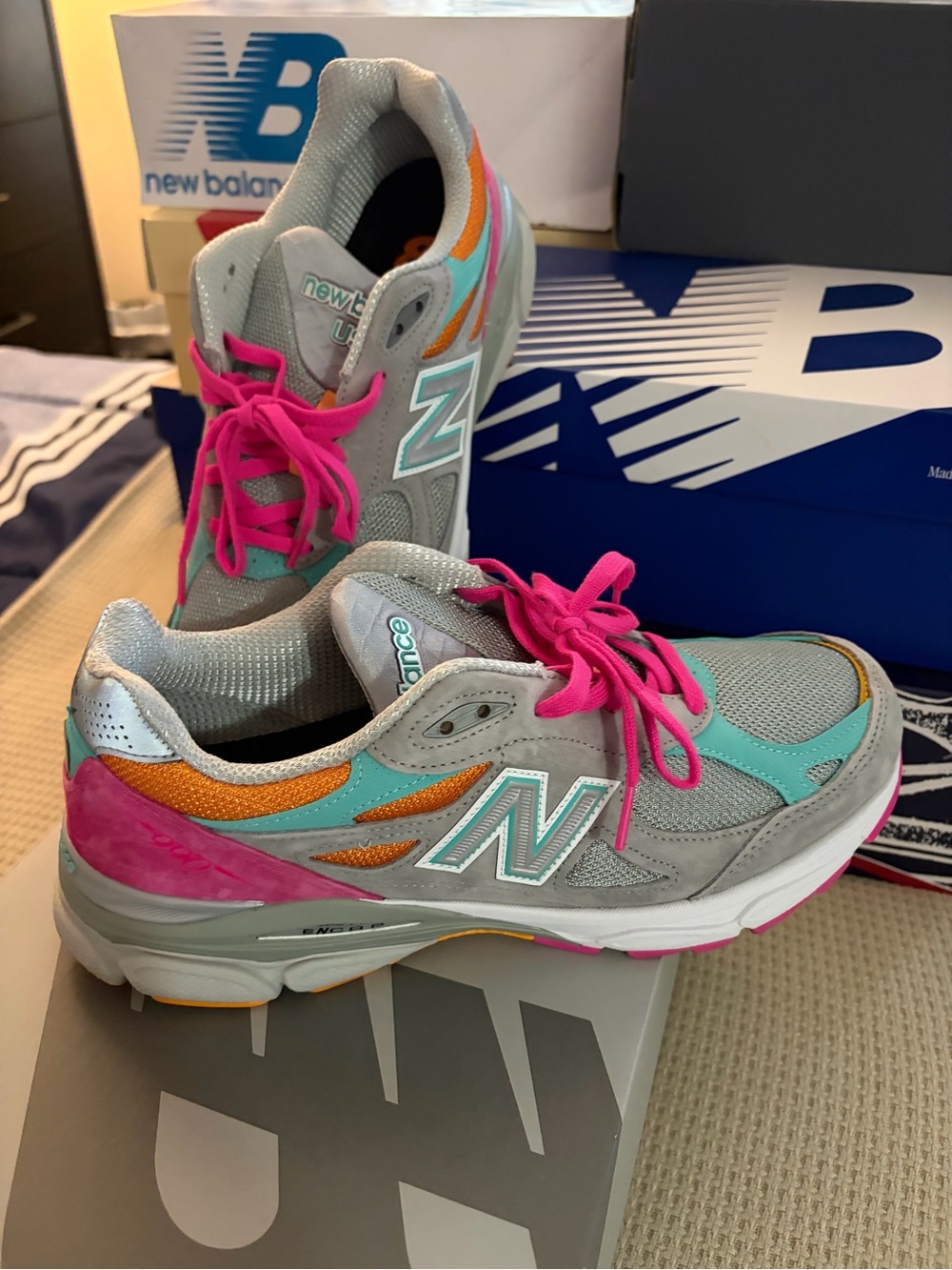 New Balance 990v3 Vice City sz 10.5